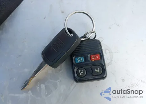 2004 Ford Excursion Xls/Xlt from USA, damaged, VIN 1FMNU40L34EC48002